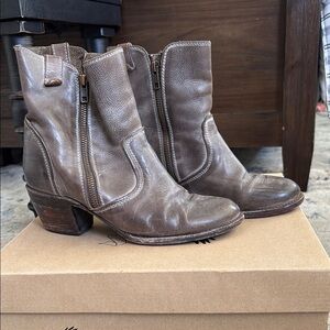 Women's Brown Leather Ankle Boots